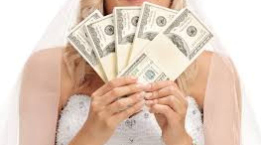 Comment gagner au moins 270€ facilement pour votre mariage